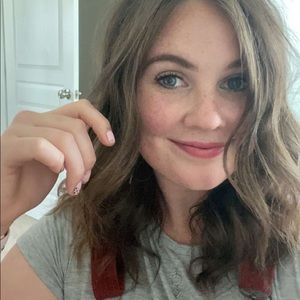 Meet your Posher, Savannah